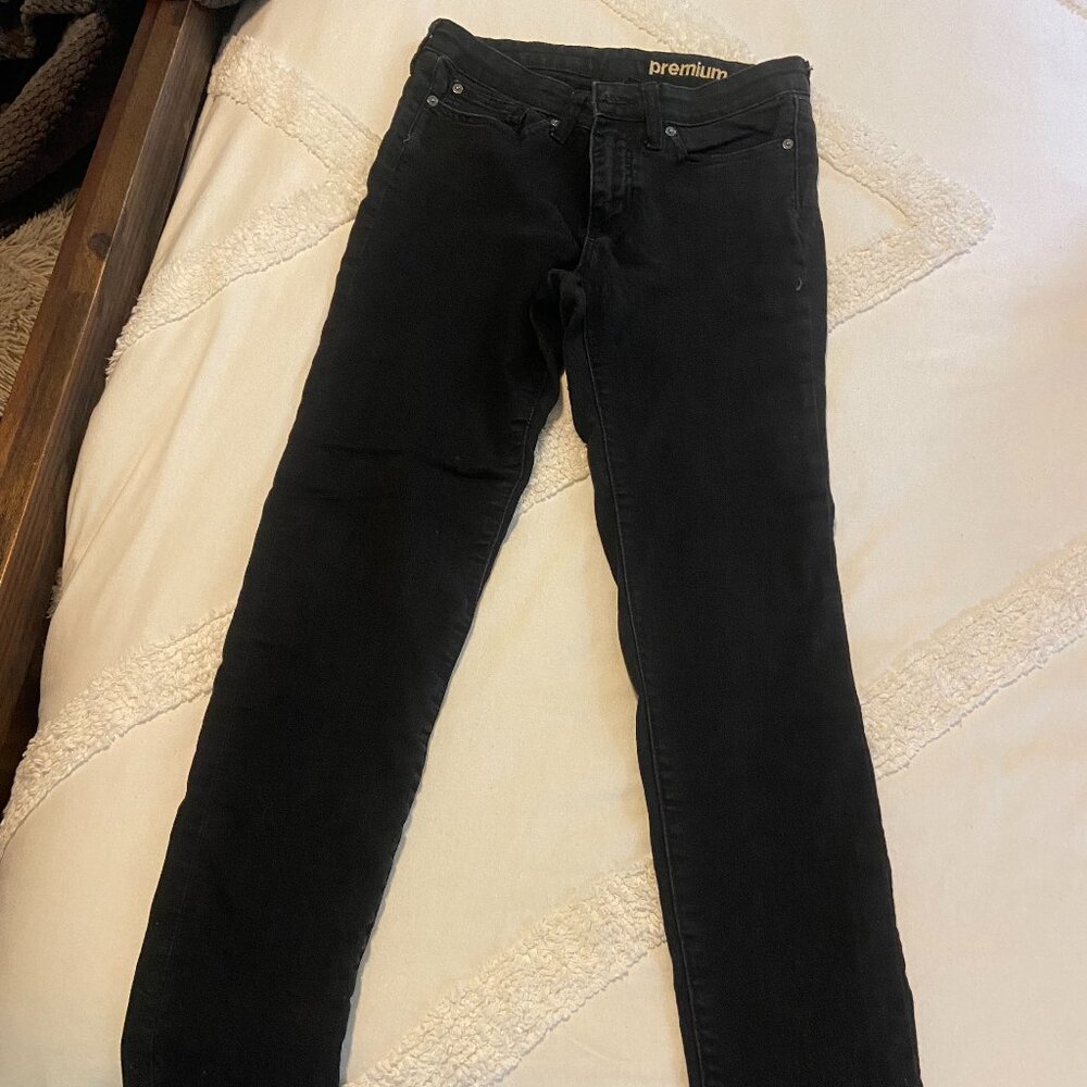 GAP Black Premium Super Skinny Jeans -Sz 6/28R - Gently Worn